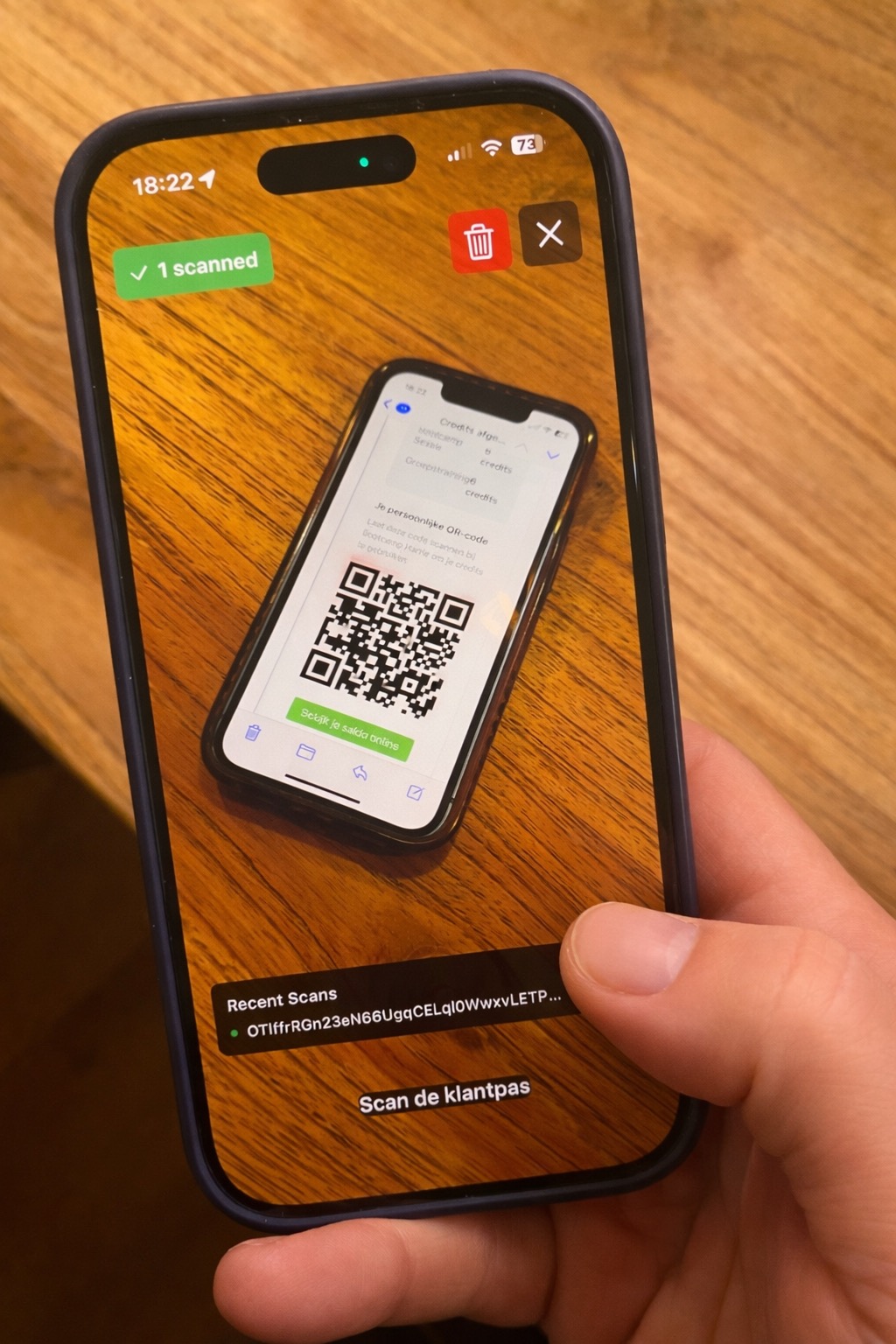 Credies QR-code scanner op iPhone